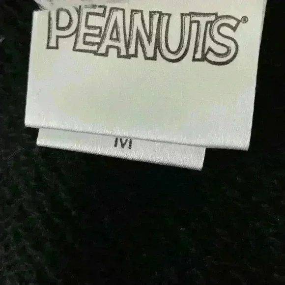 Peanuts Black Sweater Charlie Friends Sz M - Picture 8 of 8